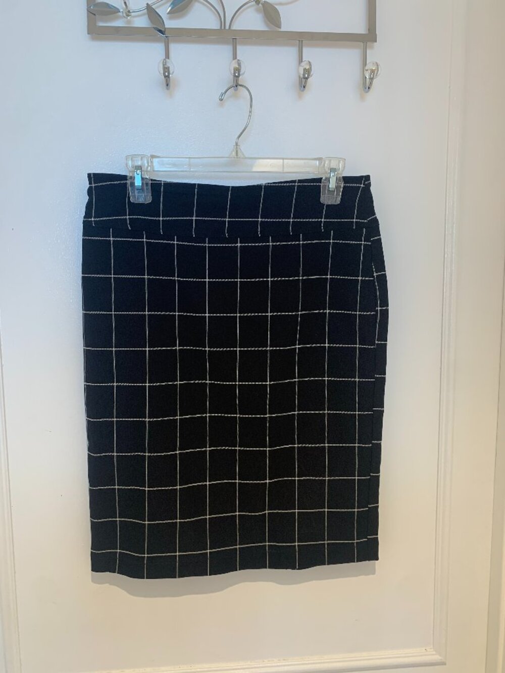 Soho Apparel Black White Checkered Pencil Skirt Size M, Gently Used